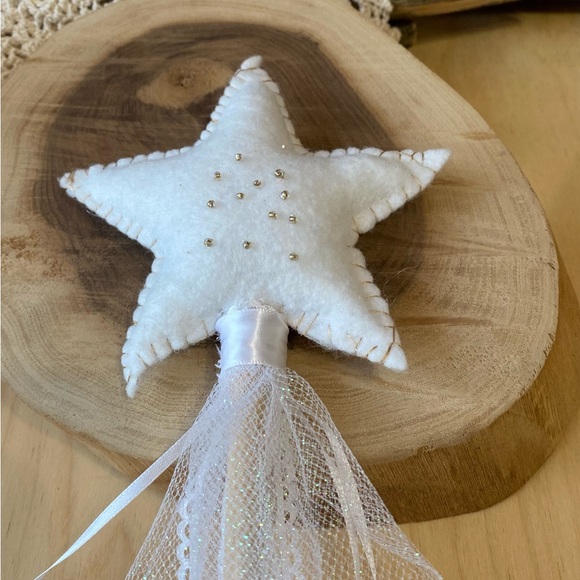 Felt Star Wand White Lace and Tulle Whimsical Fairy and Cottage-core decor - Picture 2 of 3